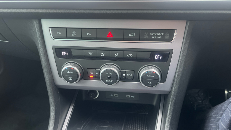 SEAT Ateca 1.5 TSI EVO FR Line 5dr DSG Petrol Estate